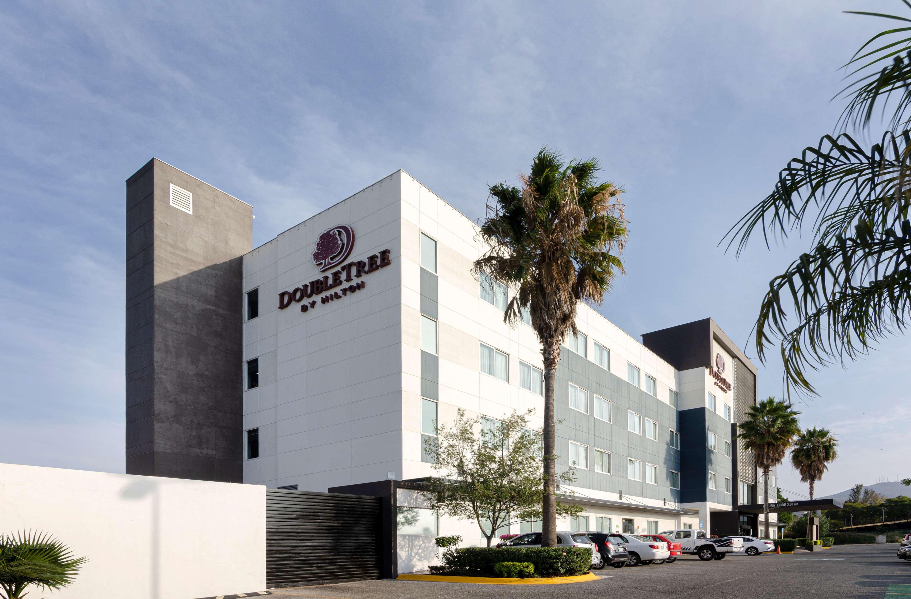 Doubletree By Hilton Queretaro Hotel Exterior photo