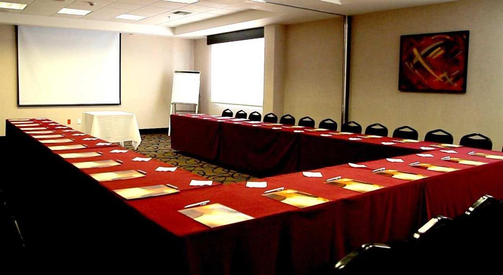 Doubletree By Hilton Queretaro Hotel Business photo