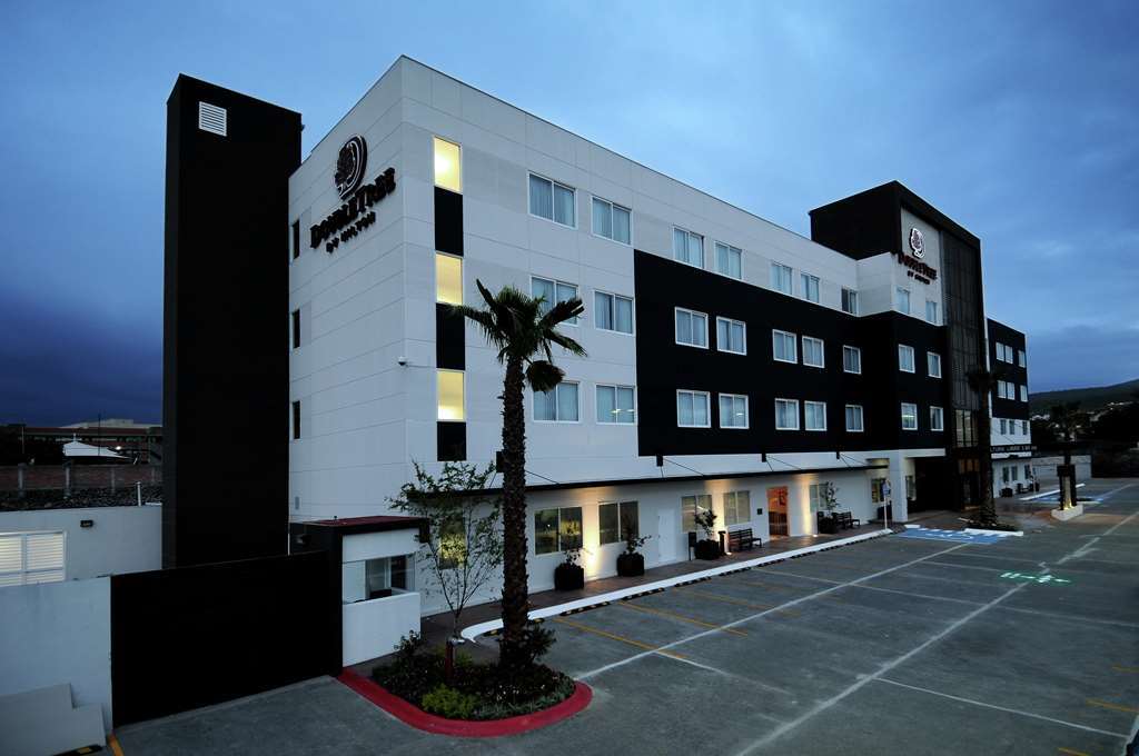 Doubletree By Hilton Queretaro Hotel Exterior photo